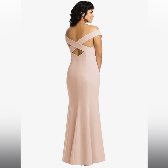 Dessy Collection- OFF-THE-SHOULDER CRISS CROSS BACK TRUMPET GOWN - Picture 3 of 13